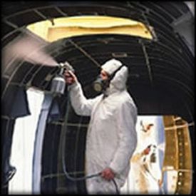 Cristalera Ibérica hombre con pintura en aerosol